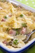 foto of mac  - This is a tasty variation of mac and cheese with diced ham - JPG 