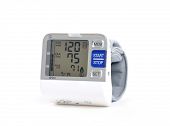 picture of pressure  - Wrist blood pressure monitor - JPG 