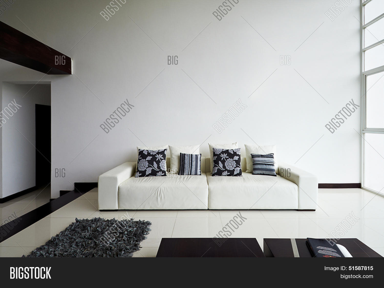 Interieur ontwerp serie: moderne woonkamer met grote lege witte ...