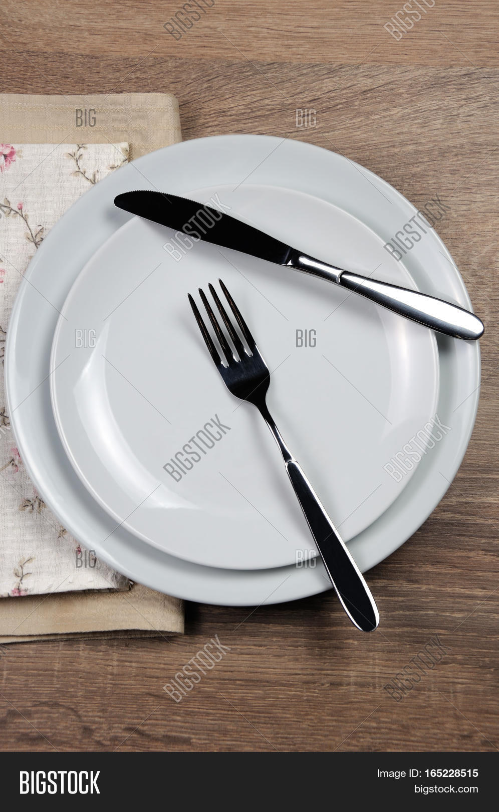 „Dining etiquette I still eat Resting position. Fork and knife