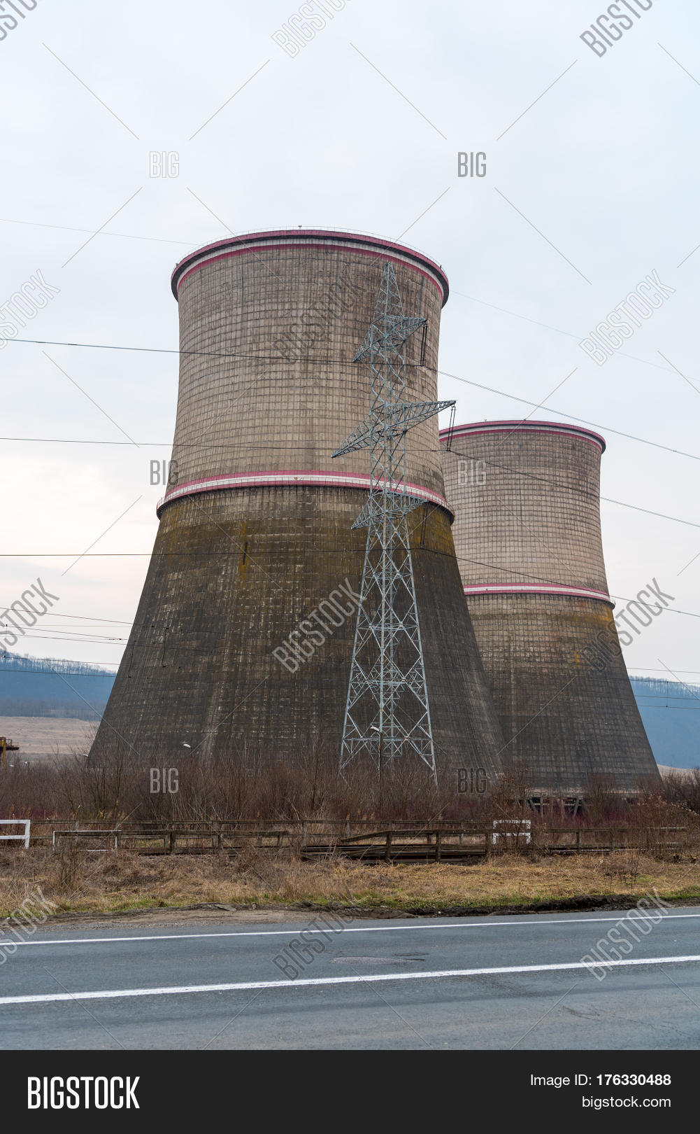 Cooling Towers Thermal Power Plant Image & Photo Bigstock