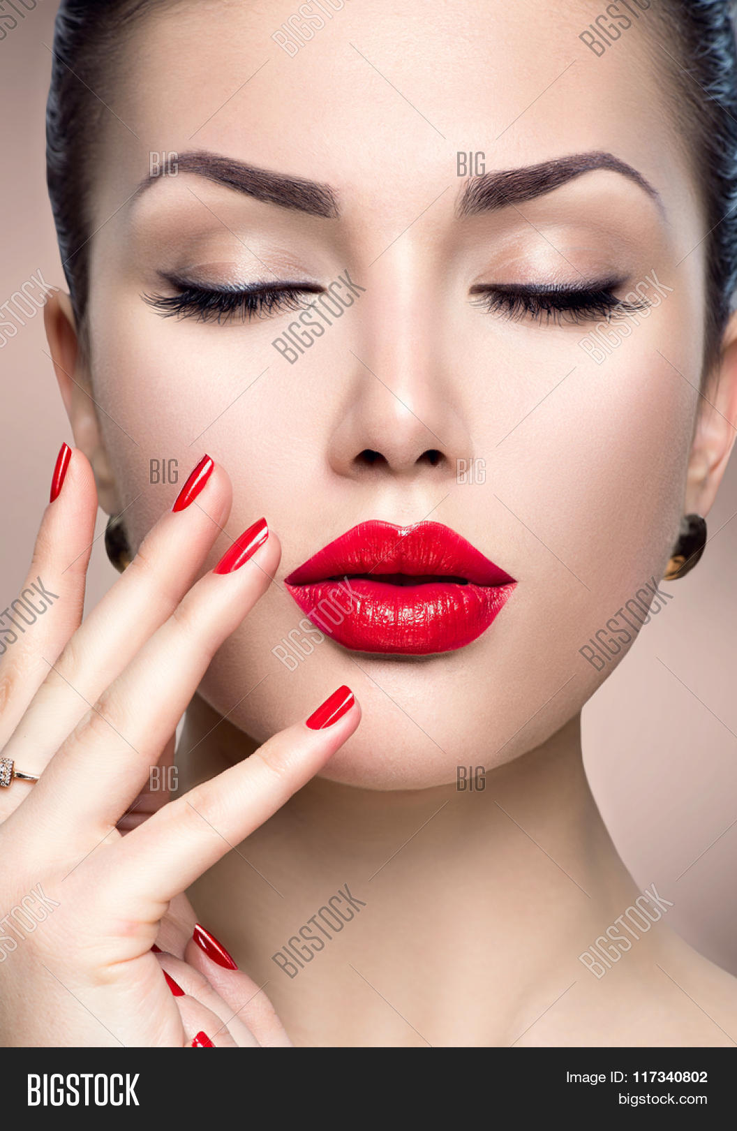 Beautiful Women Faces Red Lips Apexwallpapers Beautiful Women Faces Red Lips Apexwallpapers