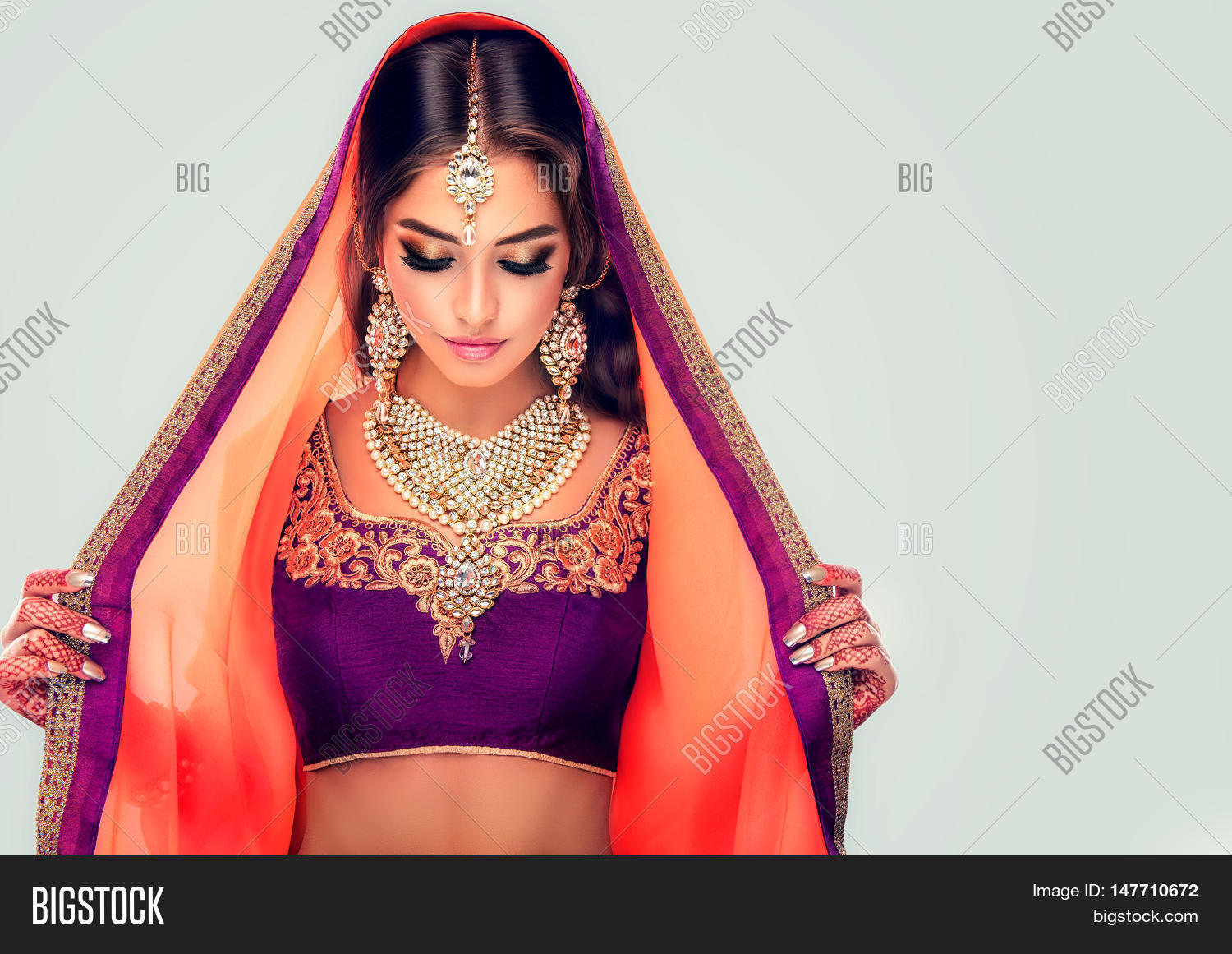 married women in boot indiaan very young girls