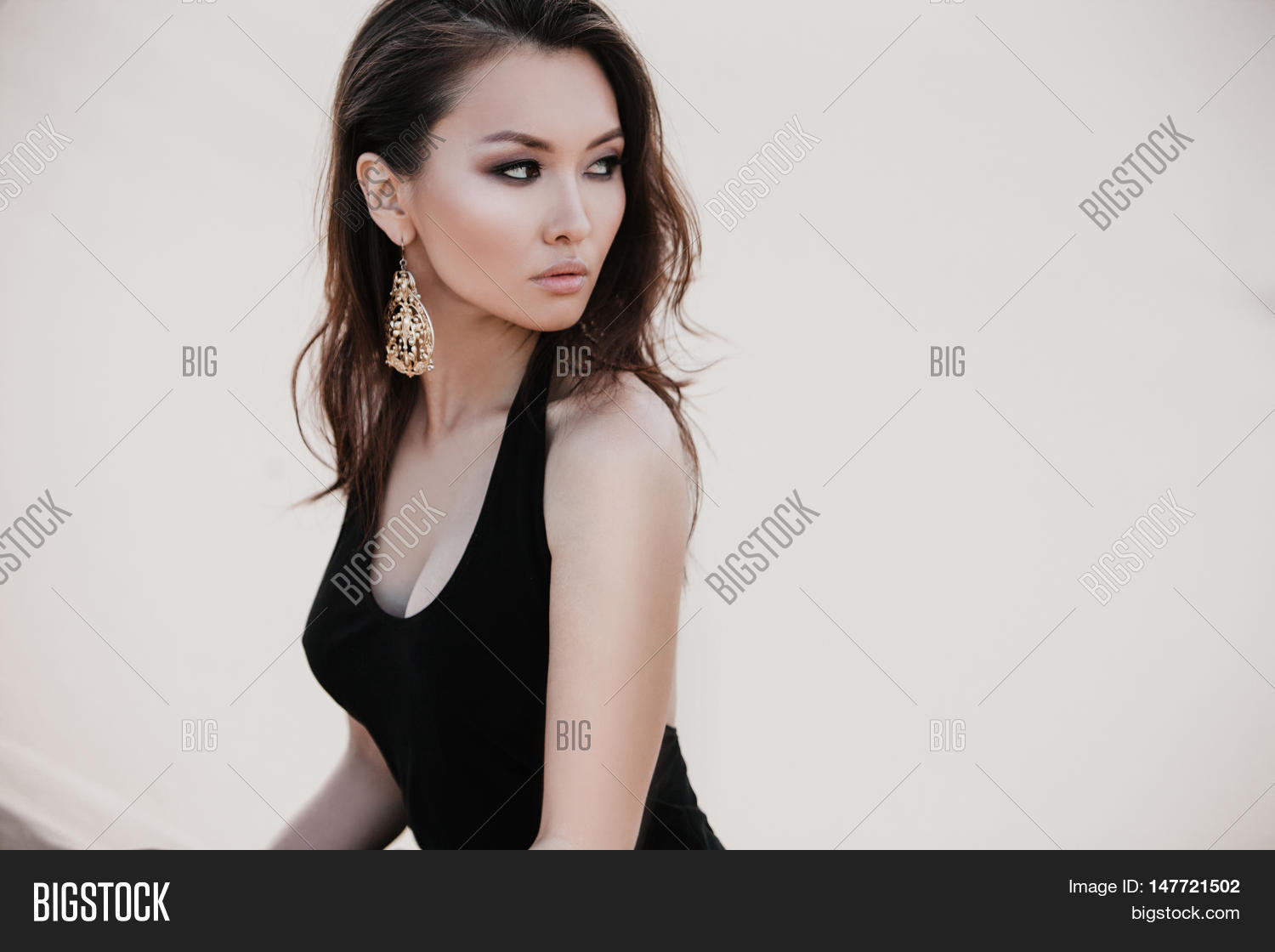porn young gallery asian woman model