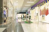 pic of interior  - mall interior - JPG 