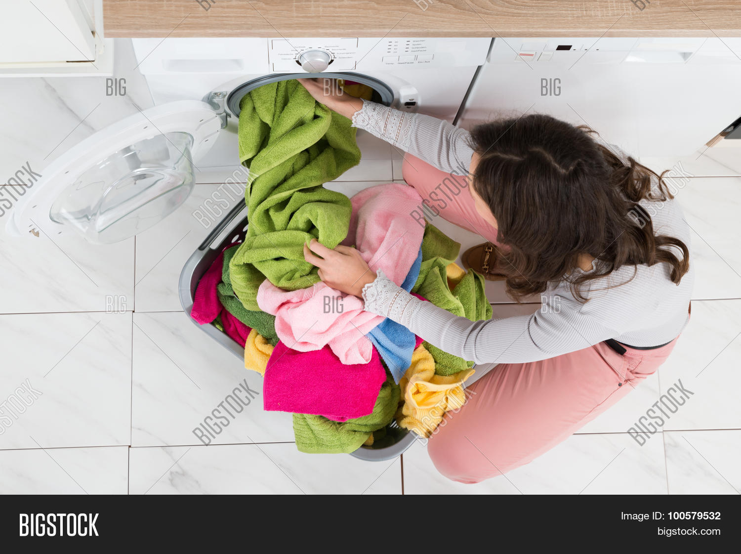 Woman Loading Clothes Image & Photo (Free Trial) Bigstock