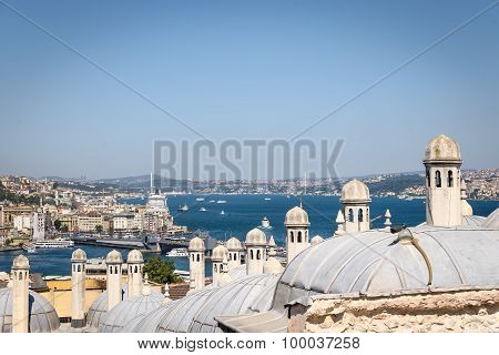 high view of bosphorous sea and Istanbul city