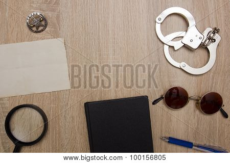 Desk Officer For The Police