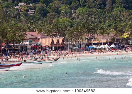 Haad Rin Beach Before The New Year Celebrations. Island Koh Phangan, Thailand