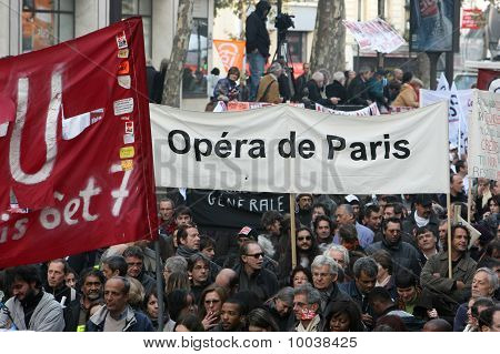 Opera di Parigi in sciopero