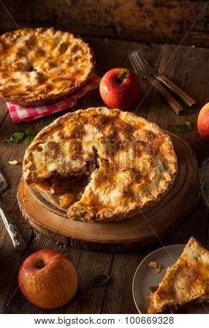 Fresh Homemade Apple Pie