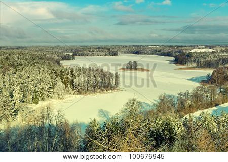 Jedzelewo  Lake in winter