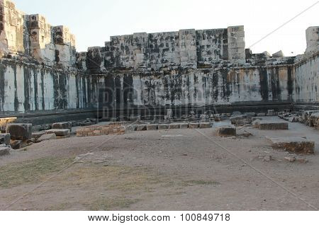 Ruins Temple of Apollo Didim