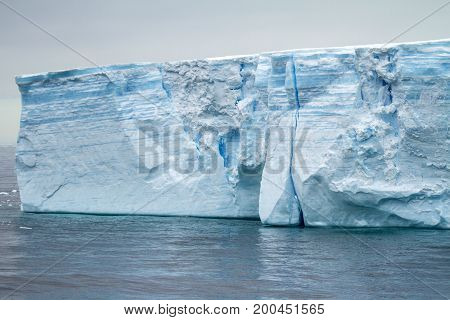 Antarctica - Antarctic Peninsula - Tabular Iceberg In Bransfield Strait