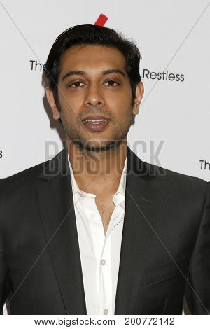 LOS ANGELES - AUG 19:  Abhi Sinha at the Young and Restless Fan Event 2017 at the Marriott Burbank Convention Center on August 19, 2017 in Burbank, CA