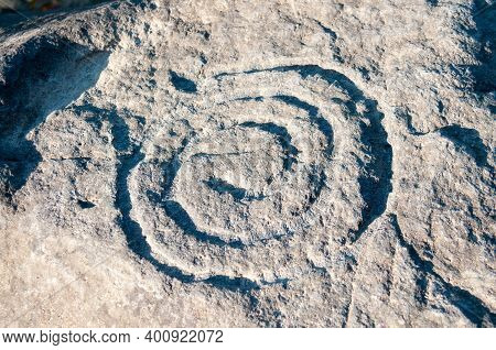 Image Of A Petroglyph Spiral (snail) On The Bank Of The Amur River, Below The Village Of Sikachi-all