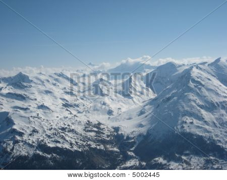 die Alpes Wolkenloser Himmel