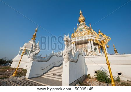 White stair go to temple