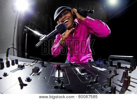 Cool DJ