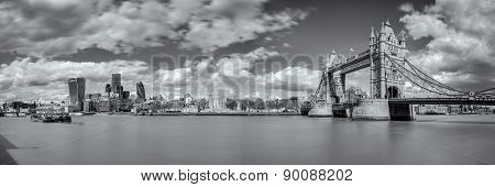 B&w Panoramic View Of Tower Bridge And Tower Of London