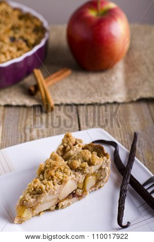 Apple pie with crumble.
