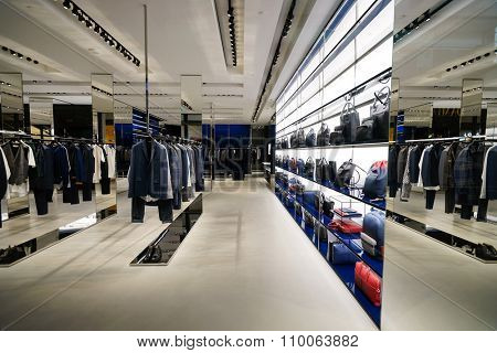 SINGAPORE - NOVEMBER 08, 2015: interior of The Shoppes at Marina Bay Sands. The Shoppes at Marina Bay Sands is one of Singapore's largest luxury shopping malls