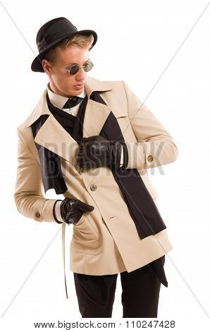 Handsome Detective With A Good Sense For Fashion.
