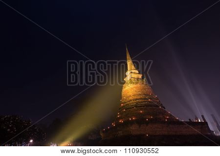 Ancient Buddhist Temple Ruins At Night In Sukhothai Historical Par