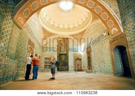 People Watching Fantastic Interior Of Royal Topkapi Palace With Colorful Tiles, Turkey