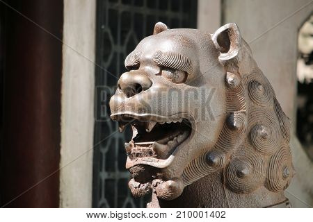 Sculpture at the Yuyuan Garden in Shanghai.