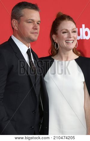 LOS ANGELES - OCT 22:  Matt Damon, Julianne Moore at the 