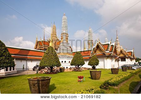 ศรีอยุธยาในพระบรมมหาราชวังในกรุงเทพมหานครในบริเวณวัดพระแก้วชื่อดัง