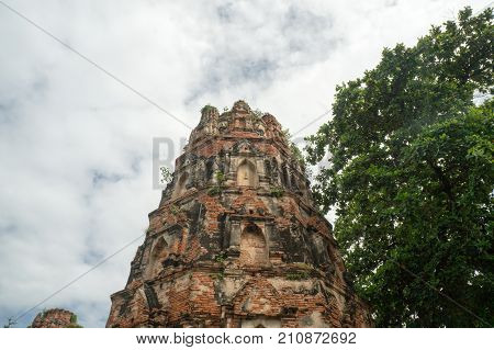 Wat Maha That is a restored ruin of a Buddhist monastery located on the city island in the Historical Park of Ayutthaya in Tha Wasukri sub-district.