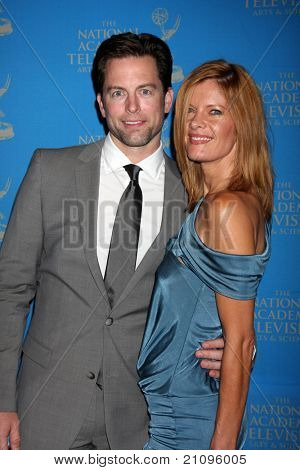 LOS ANGELES - JUN 17:  Michael Muhney, Michelle Stafford arrive at the 38th Annual Daytime Creative Arts & Entertainment Emmy Awards at Westin Bonaventure Hotel on June 17, 2011 in Los Angeles, CA