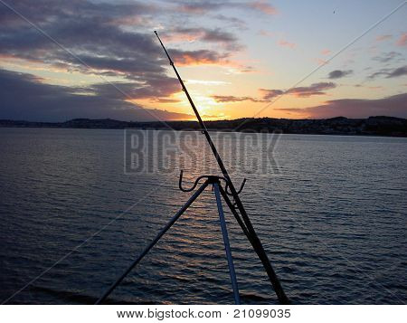 visserij bij zonsondergang
