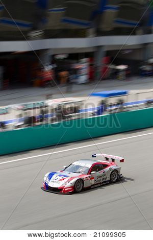 チーム ウイダー ホンダ マレーシア スーパー レースでの肖像画を表示