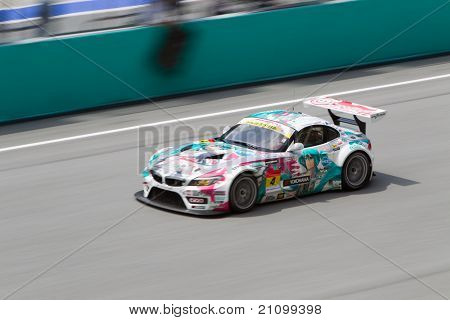 GRS とチーム右京マレーシア スーパー レース