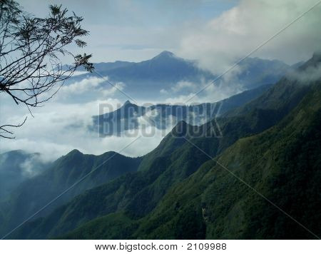 Nuvoloso Hill