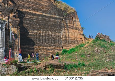 Mingun-myanmar, January 20, 2019 : Unidentified Tourists Come To Visit And Take Photographys At The