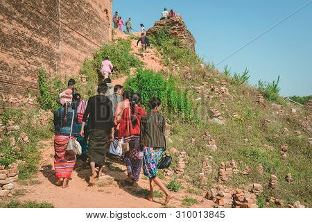 Mingun-myanmar, January 20, 2019 : Unidentified Tourists Come To Visit And Take Photographys At The