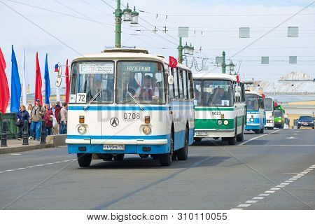 Saint Petersburg, Russia - May 25, 2019: Soviet Bus Laz-695 In A Column Of Buses Of The Lviv Bus Pla