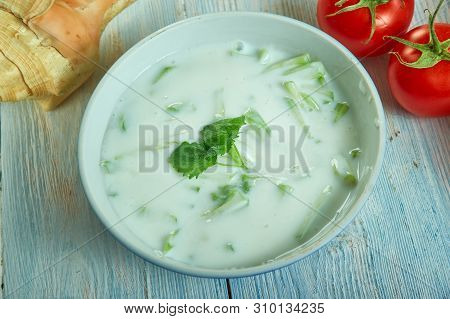 Persian Cucumber And Yoghurt Dip