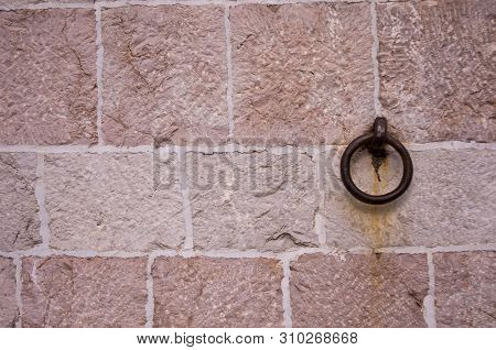 horseshoe iron ring
