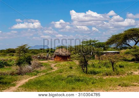 African Traditional Hut, Kenya. African Traditional Hut In Kenya