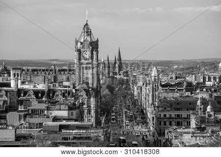Old Town Edinburgh And Edinburgh Castle