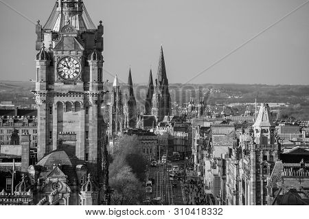Old Town Edinburgh And Edinburgh Castle