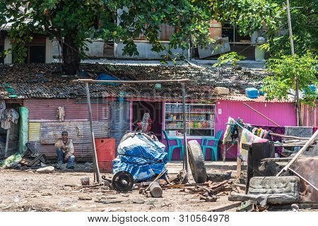 Makassar, Sulawesi, Indonesia - February 28, 2019: Paotere Old Port. Store On Side Of Harbor Sells B