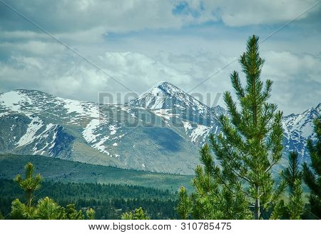 Ulagansky Pass, Altai  Mountain  Russia Country Region