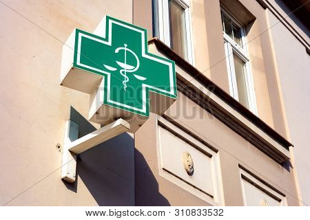 Roudnice Nad Labem, Czech Republic - May 25, 2019: The Typical Czech Unified Green Sign For Pharmaci
