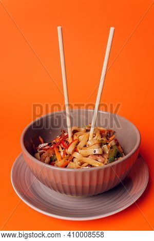Chop Suey On Deep-fried Noodles, Sara Udon, Japanese Cuisine.